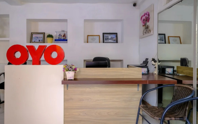 OYO 2499 Penginapan Ratu Emas