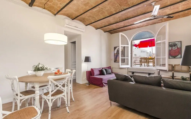 BCN Pau Claris Rocamora Apartments