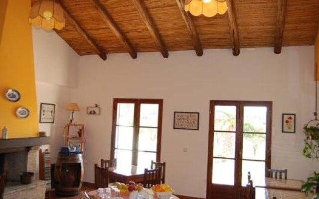 Quinta do Rio Country Inn