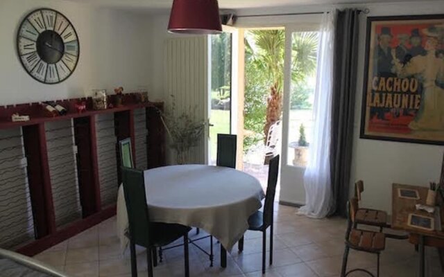 Villa With 3 Bedrooms in Velleron, With Private Pool, Enclosed Garden