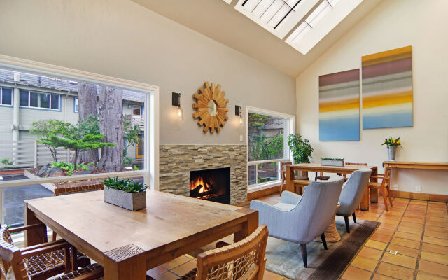 Cypress Inn On Miramar Beach