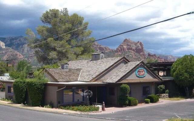 Sedona Uptown Suites