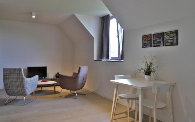 Woestyne Business & Leisure Apartments Cleythil