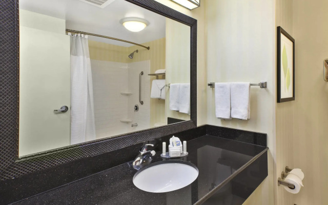 Fairfield Inn & Suites by Marriott Lexington North