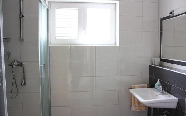 Pintar Apartment