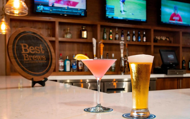 Four Points by Sheraton Dallas Arlington Entertainment District