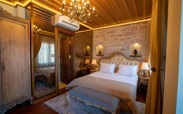 Cunda Baradiel Hotel