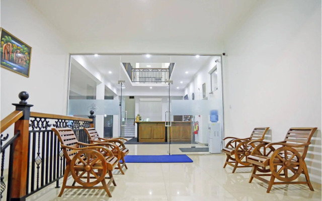 Ronaka Hotel