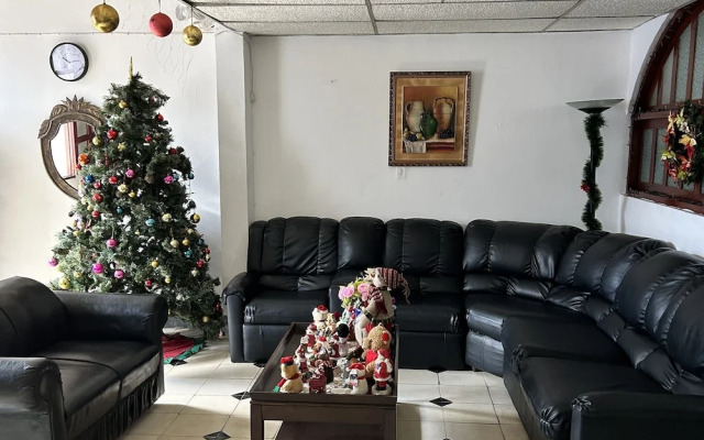 El Callejon Guest House