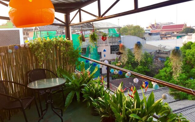 Baan Bangkok Backpackers Hostel