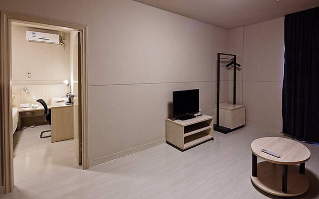 Jinjiang Inn Taizhou wanda square south Jiangzhou road Branch