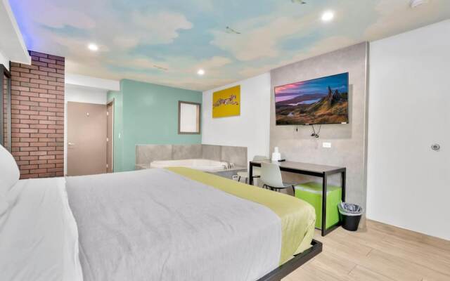 Exclusivo Inn & Suites