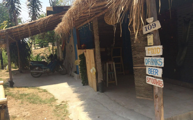 Pai Bamboo Hut Resort