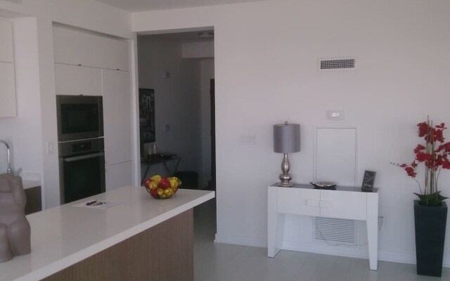 Downtown Toronto Luxury Suites