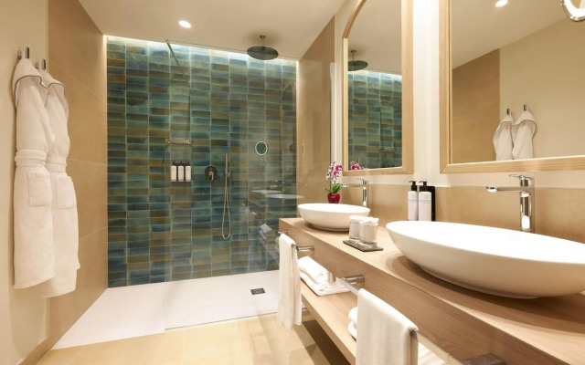 Almar Timi Ama Resort & Spa