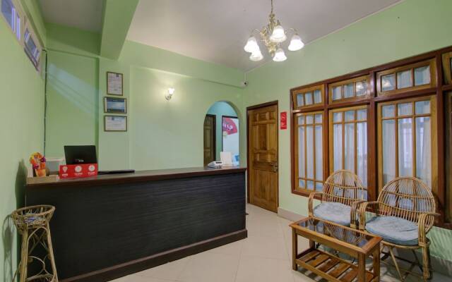 OYO 13844 AKD Hotel
