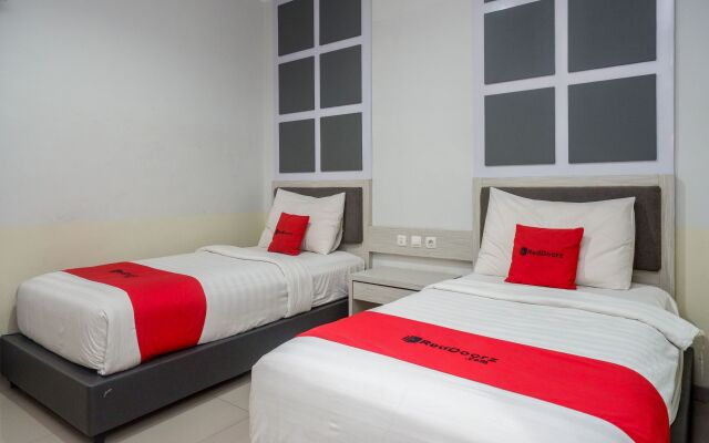 RedDoorz near Jogja City Mall