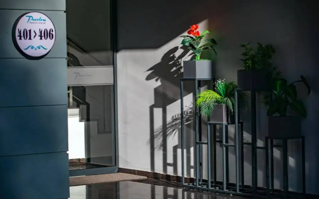 Peerless Villas Hotel