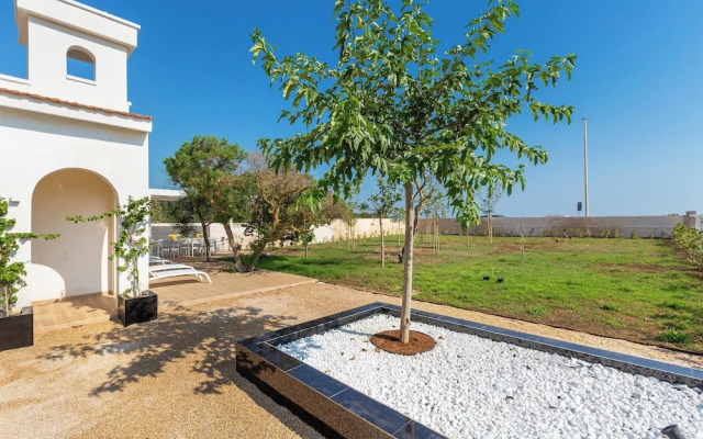 4147 Villa Daversa by Barbarhouse