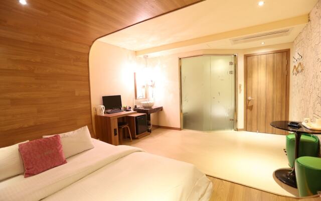 Paju Miiz Hotel