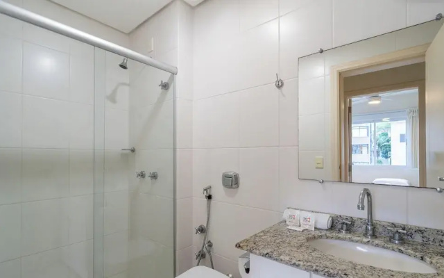 Apt w/ Barbecue Grill 190m From the Beach Pga0205