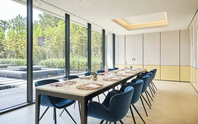 Grand Josun Hill Suite