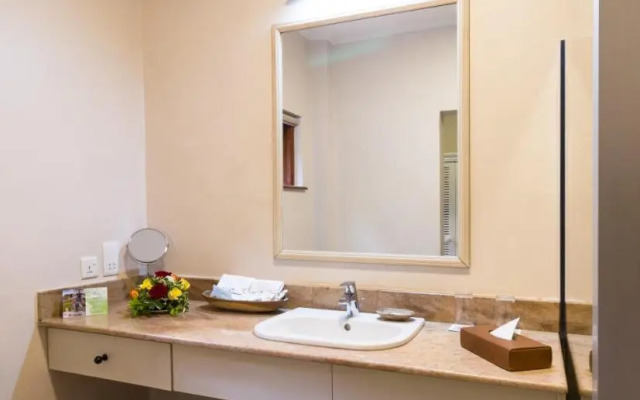 Karen Country Lodge and Conference Centre