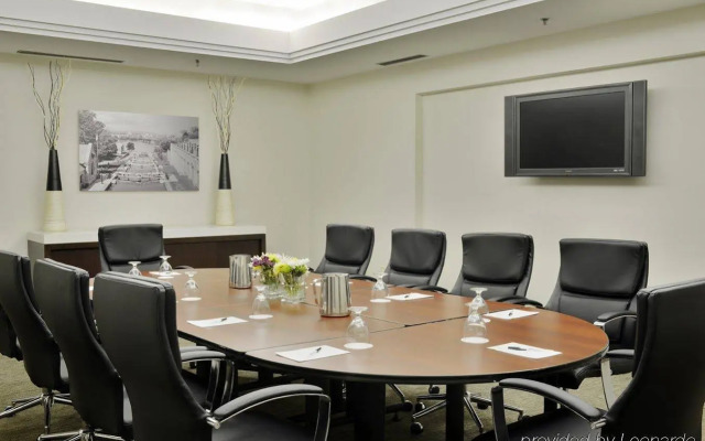 Holiday Inn Ottawa Dwtn - Parliament Hill by IHG