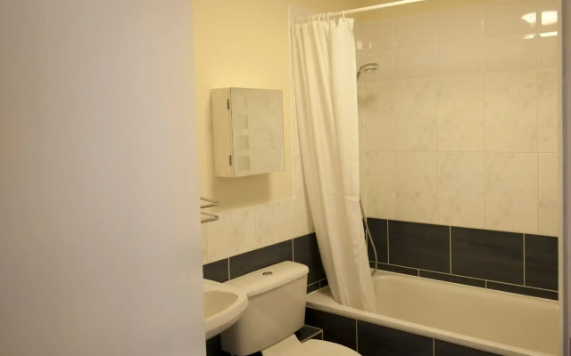 Toothbrush Apartments - Central Ipswich