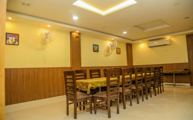 OYO 22752 Hotel Celebration Inn
