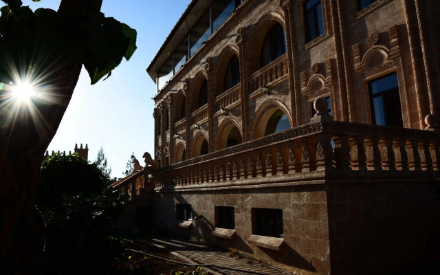 Turabdin Hotel