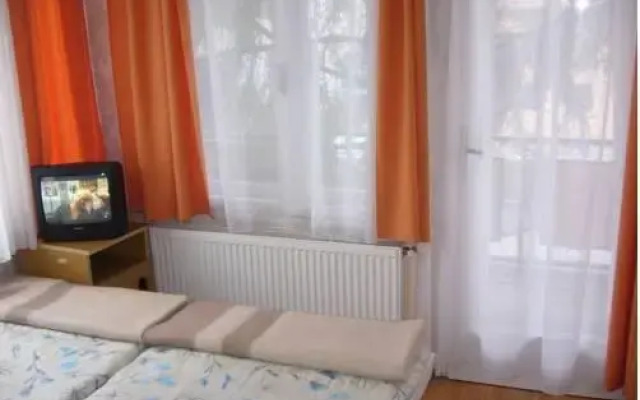 Hullám Panzió