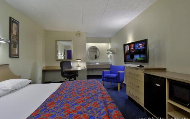 California Inn & Suites Rancho Cordova - Sacramento