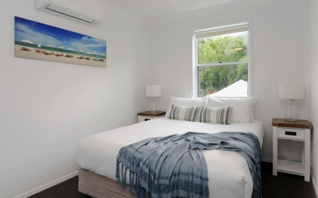 Noosa Entrance Waterfront Resort