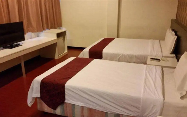 Prince Hotel