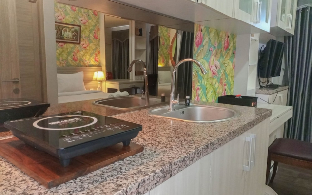 Minimalist Studio Room At Taman Melati Sinduadi Apartment