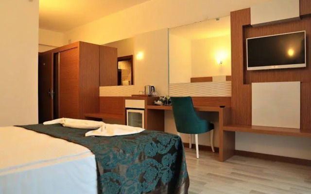 Grand Cinar Hotel