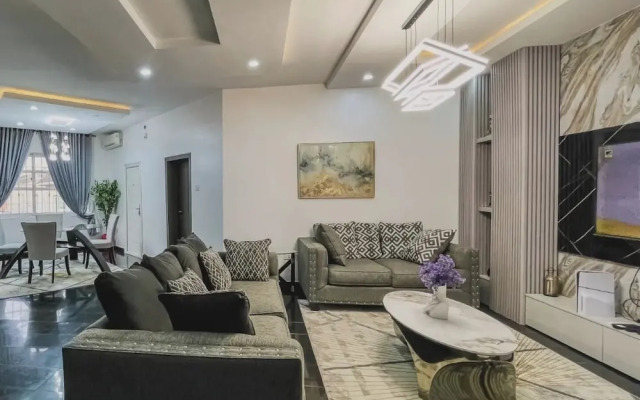 The Bond Apartment