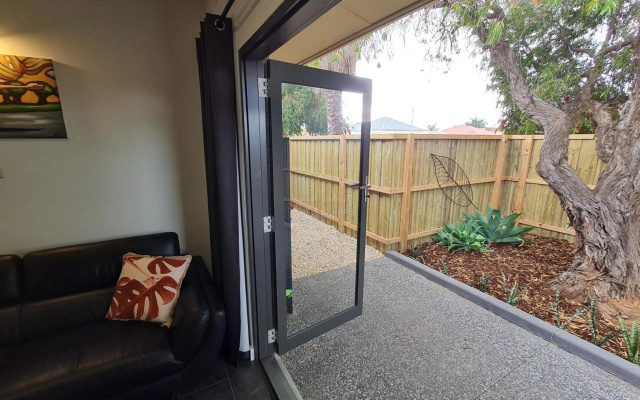 Stay Awhile in Port Pirie - min stay 4 nights – Balcony – Port Pirie
