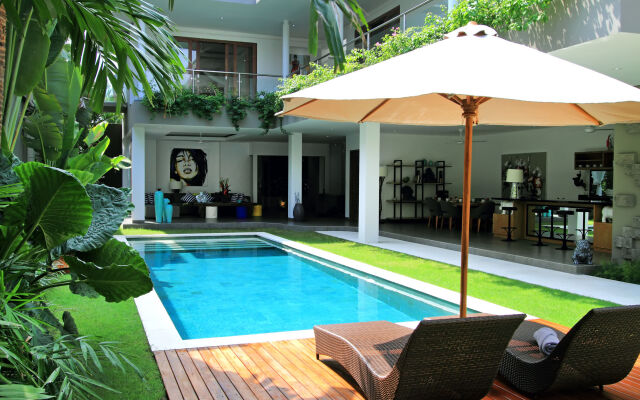 Alopa Villas