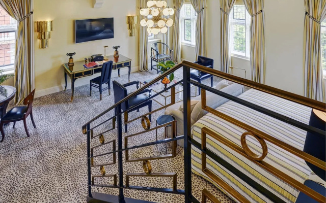 The Milestone Hotel  Apartments