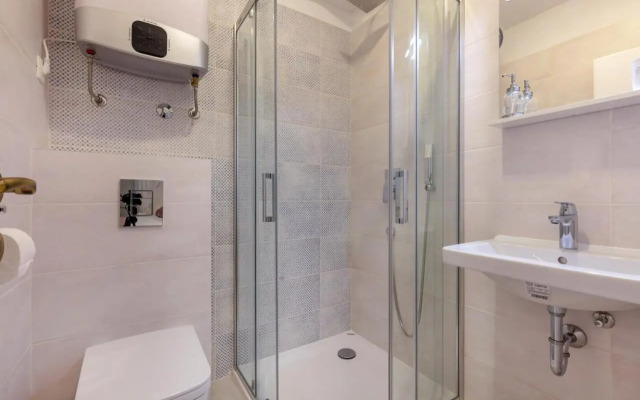 Studio Apartment Luka