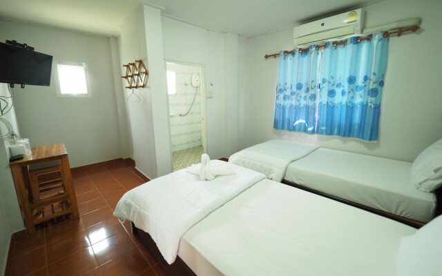Chuan Chom Guesthouse