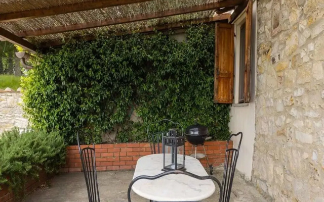 Agriturismo Poggio di Montepescoli - L'aia