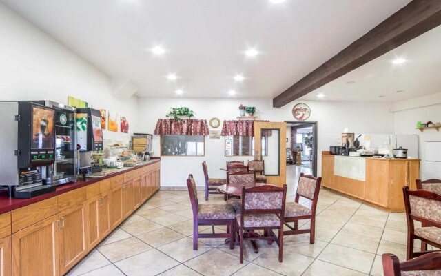 Helena Inn Airport