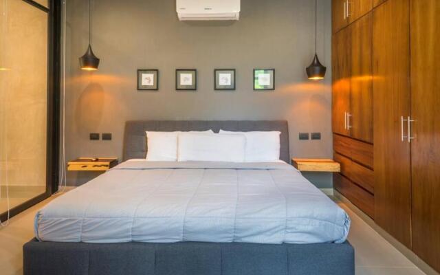 Villa Capricho - Jacuzzi and Chef included 8PPL 4BR