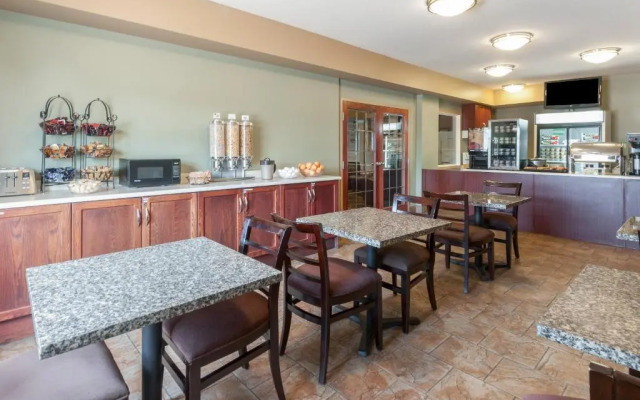 Super 8 Fort Saskatchewan