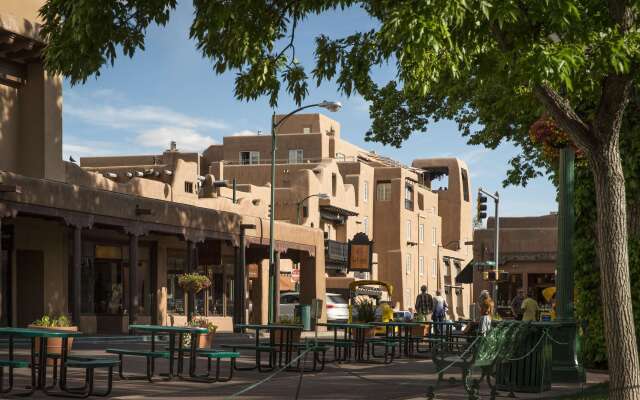 La Fonda on the Plaza