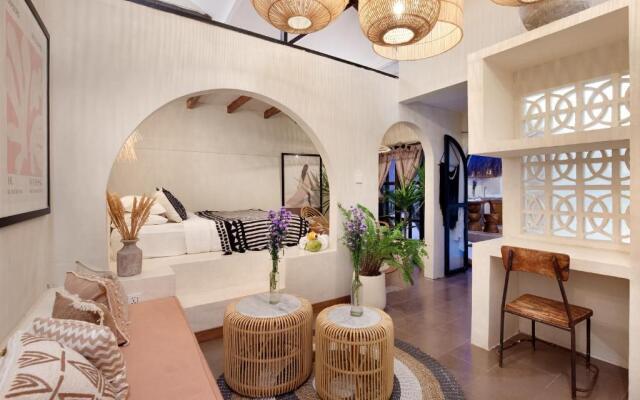 Loft Style Private Bungalow Seminyak 1 bedroom