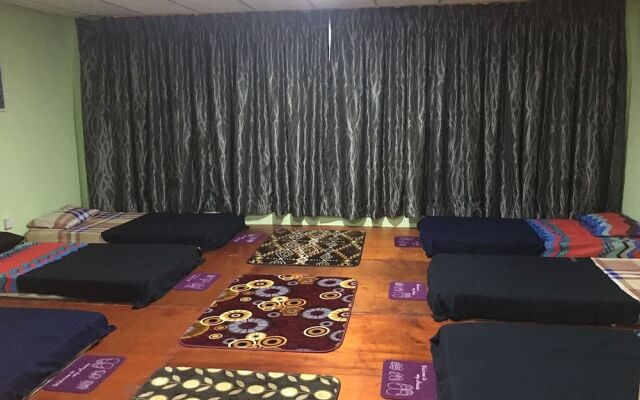 11 Pensione - Hostel